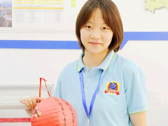 【我來新華上學(xué)啦】劉思穎：新的選擇，新的開始，轉(zhuǎn)學(xué)來新華，未來更可期！