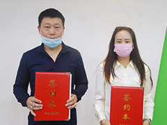 【校企簽約】武漢新華電腦學校又與一知企業業簽約成功！